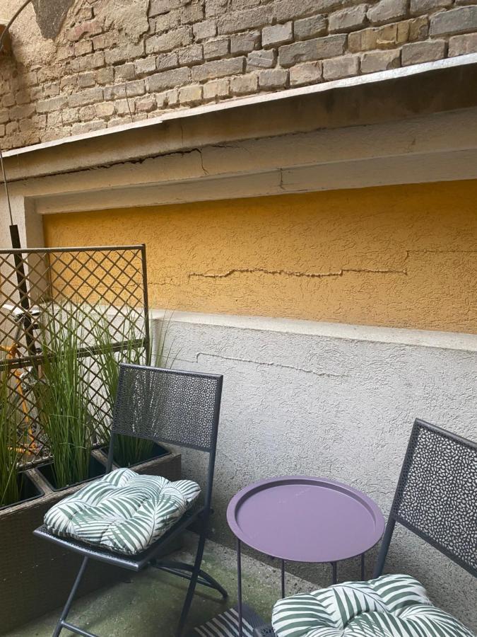 Tatra Apartment By The Danube Fully Accessible Budapeste Exterior foto